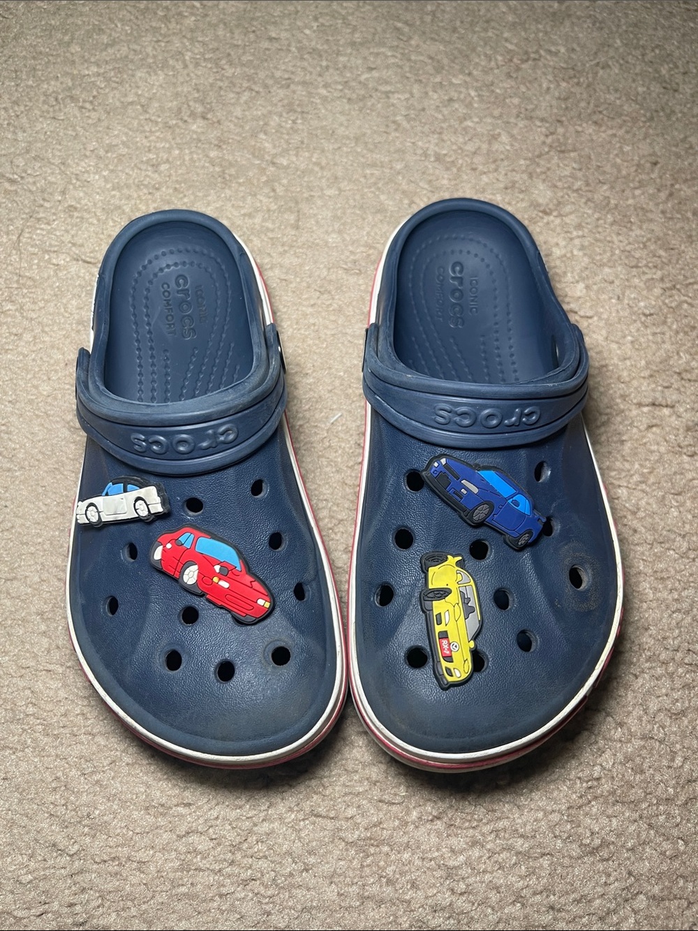 CROCS Navy Kids Clogs with Red, Blue, Yellow & White Car Charms